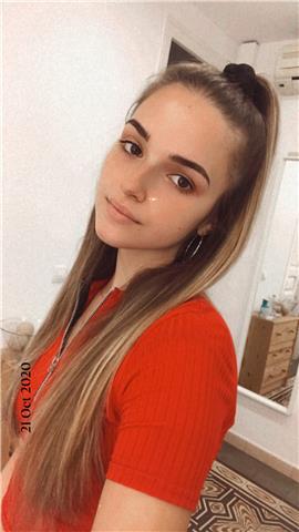 Hola! estoy interesada en dar clases de inglés en barcelona a niños de entre 4 y 12 años. soy inglesa nativa, es una de mis lenguas maternas junto con el castellano y el catalán, que manejo de forma fluida de forma oral y escrita. además, tengo una gran e