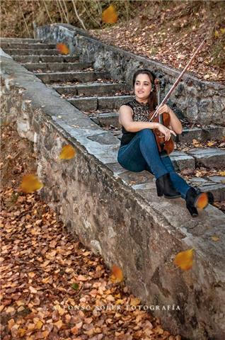 Si quieres aprender violín desde casa o necesitas clases de refuerzo, soy tu profesora