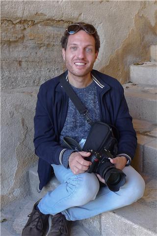 Ingegnere edile, insegnante di matematica, fisica, chimica, logica