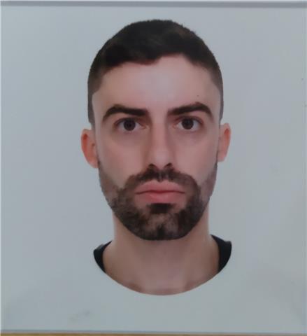 Licenciado en historia con capacidad de dar clases de la materia y de ingles, buenas competencias explicando la información y adaptándola al alumno. también poseo habilidades artísticas como la caligrafía