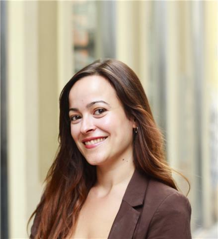 Spanish teacher online and dele trainer | profesora de español online y preparadora dele