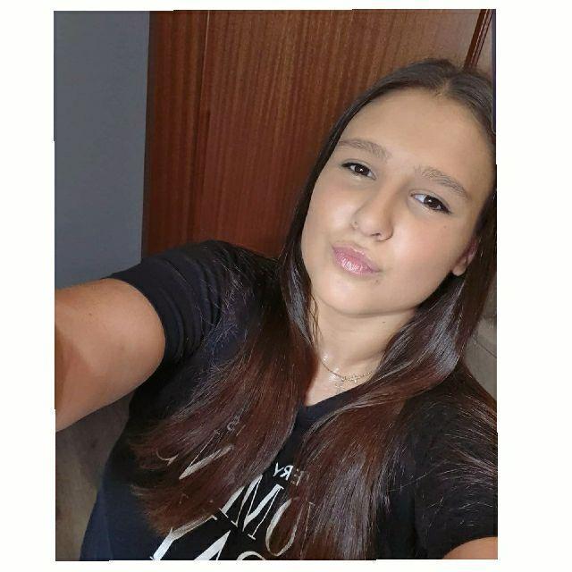 Profesora de matemáticas para impartir clases de primaria y segundaria