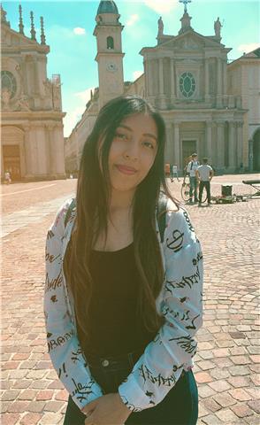 Insegnante madrelingua Spagnola per scuola elementare, medie, superiori e adulti