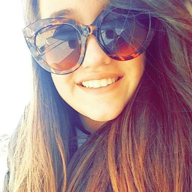 Studentessa universitaria impartisce ripetizioni di inglese ( in possesso di certificazione b1, b2) e all'occorrenza di altre materie.per tutte le età