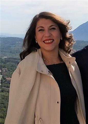 Neolaureata presso l'Accademia di Belle Arti con abilitazione all'insegnamento Offro lezioni e ripetizioni di Storia dell'Arte a studenti di ogni età e ad appassionati della materia