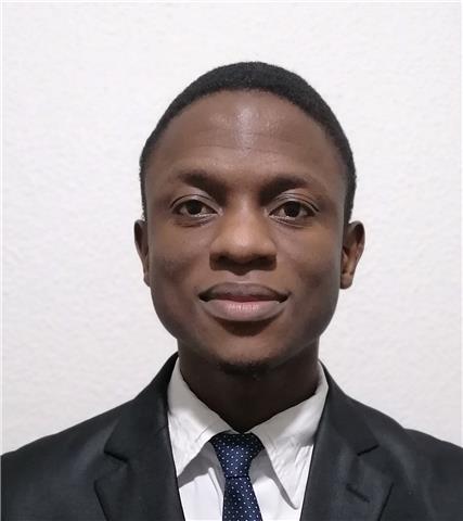 Professeur des Maths offre des cours aux élèves du premier cycle