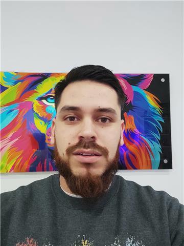 Ingeniero ambiental, con experiencia dando clases de química