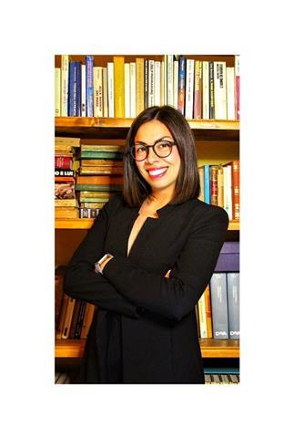 Mi chiamo Mei-li Llorente, sono nata a cresciuta a Genova ma sono madrelingua Inglese.

Ho lavorato come Senior Service Manager per 6 anni a Malta e Bucarest dove ho preparato diversi workshop di Inglese e fatto corsi di comunicazione e business english.
