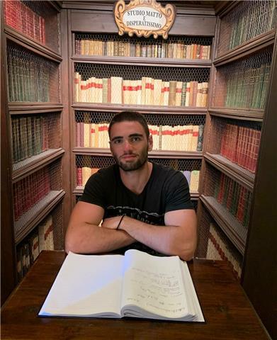 Studente al terzo anno di chimica offre lezioni di matematica,storia,materie scientifiche (matematica, fisica, chimica) e musica (chitarra e basso)