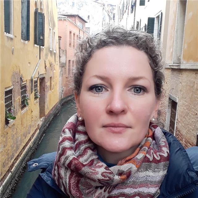 Insrgnante madrelingua russo