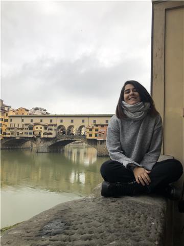 Profesora de todas las asignaturas de la escuela. graduada en educación primaria