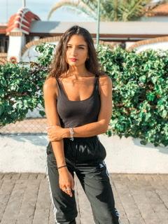 Estudiante universitaria de derecho ofrece clases de todo tipo de materia impartida en primaria