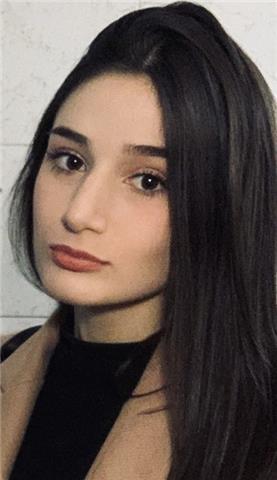 Studentessa di Ingegneria Gestionale offre lezioni di matematica