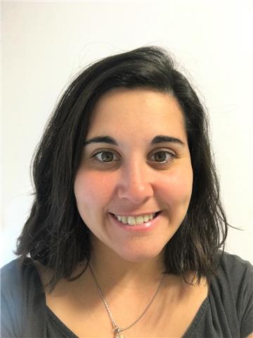 English professor with international experience. Adaptable classes to every student