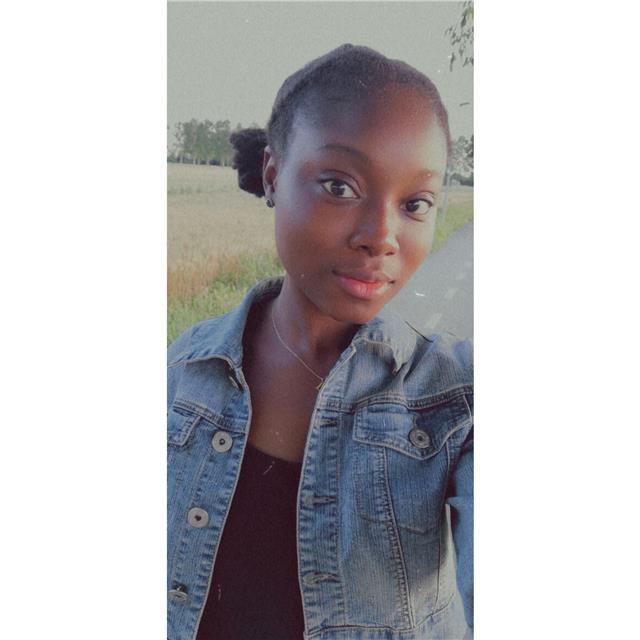 Studentessa al quinto anno di liceo offre ripetizioni di matematica per studenti delle elementari, medie e superiori