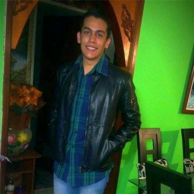 Estoy en capacidad de dar clases particulares hasta nivel avanzado de inglés con bastante precisión y organización. Turno de mañana y fines de semana
