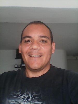 Profesor ofrece servicio de clases particulares online de matemáticas básicas de niños de primaria y básica