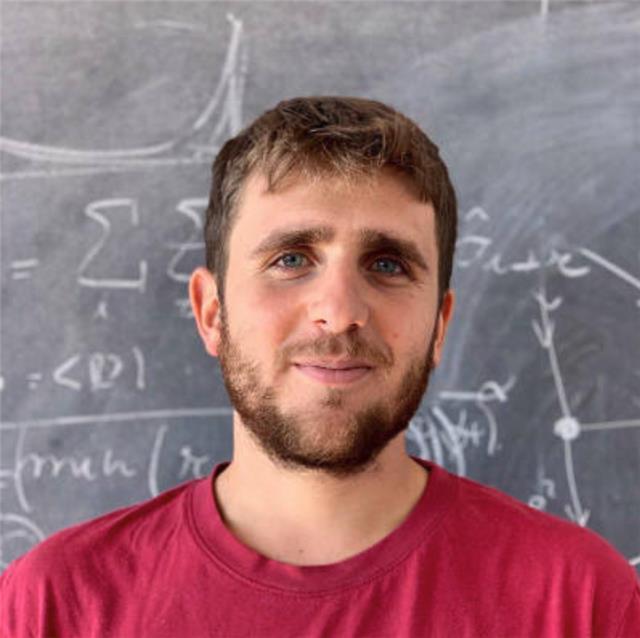 Dottorato in Fisica offre ripetizioni in Matematica e Fisica studenti universitari e superiori