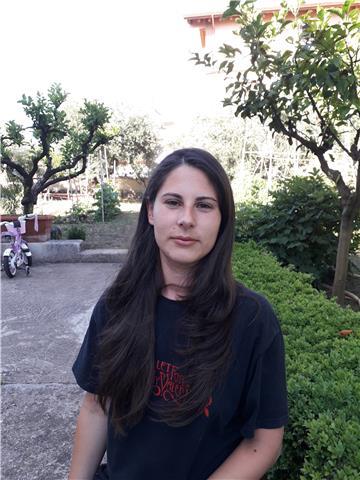 INSEGNANTE DI ALGEBRA OFFRE LEZIONI DI RIPETIZIONI, DANDO PARTICOLARE ATTENZIONE ALLA PERSONALITÀ E IL PROCESSO DI APPRENDIMENTO DELL'ALUNNO