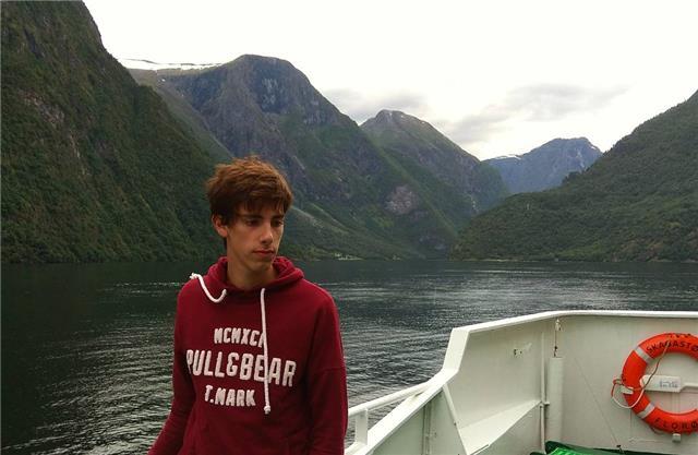 Doy clases particulares de matemáticas, física y dibujo