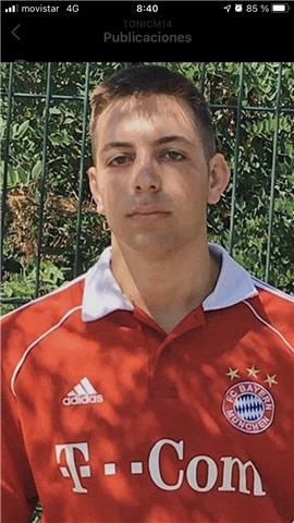 Soy muy trabajador y serio en lo que tengo que hacer. me gustaría dar clases a gente que se esfuerza pero que no llega y poder ayudarles a conseguir aprobar matemáticas