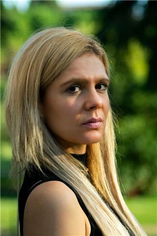 Laureata in Arte e Spettacolo e diploma da personal trainer