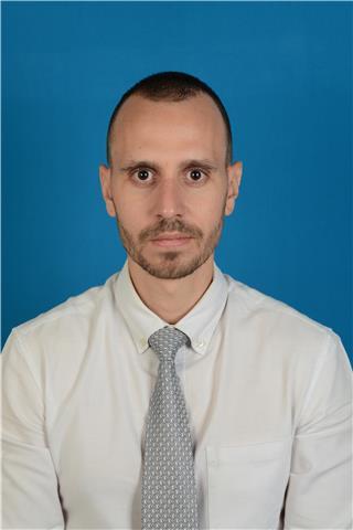 Docente con experiencia internacional ofrece clases privadas para todos los niveles