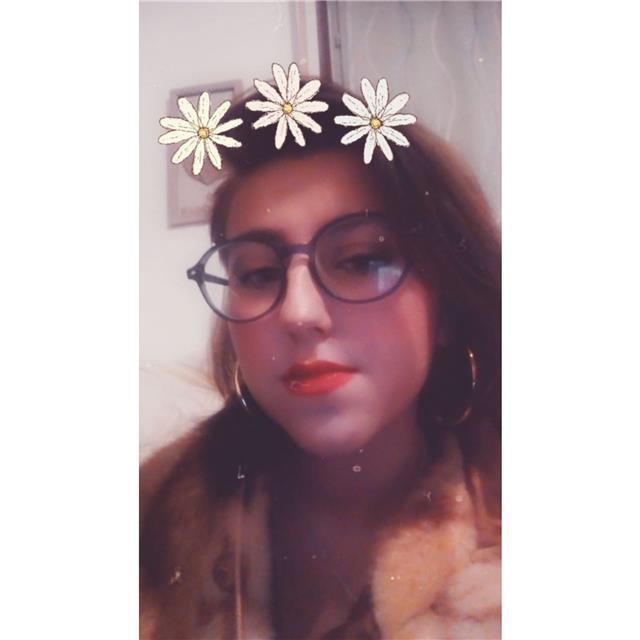 Ragazza madrelingua italiana