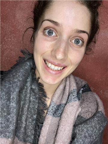 Salve sono Claudia una studentessa universitaria di scienze dei servizi giuridici. Mi offro per ripetizioni in materie Umanistiche quasi italiano storia diritto ecc.. ho esperienza pregressa con ragazzi di scuole superiori, medie e elementari