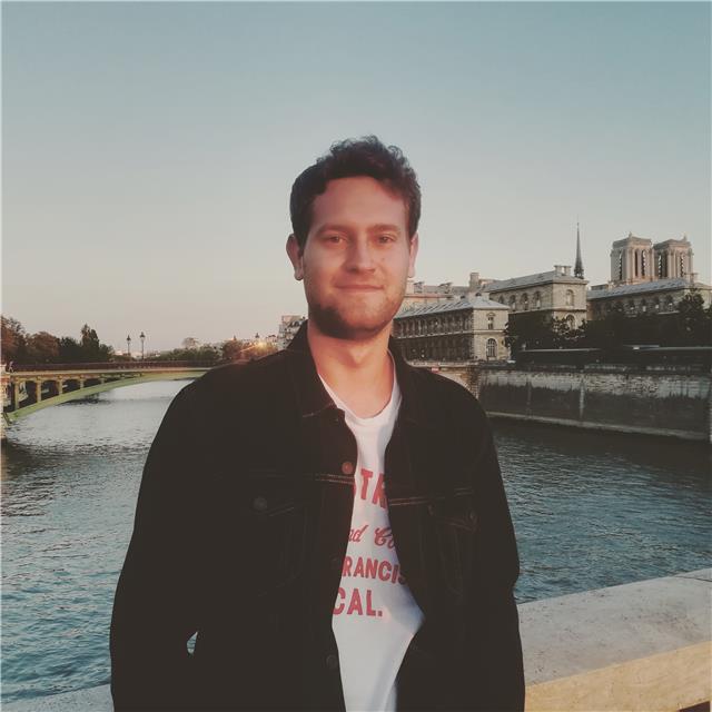 Estudiante de máster de ingeniería industrial ofrece clases de apoyo para estudiantes de secundaria y bachillerato.

también capaz de impartir clases de física y química de secundaria