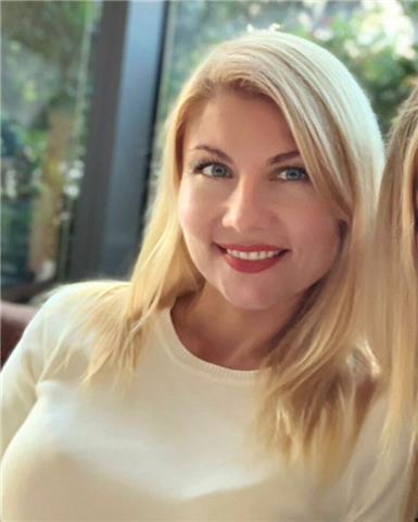 Pittrice Oksana Dryga propone lezioni via Skype  Dipingere con l'emisfero destro