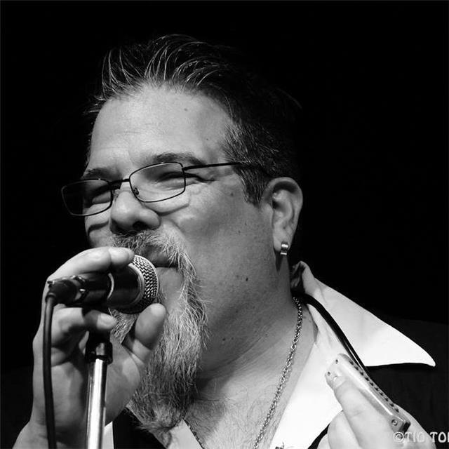 Toma clases de armónica online o presenciales en Bs As Argentina