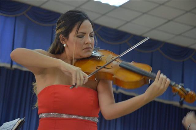 Profesora de Musica Inicial, Violin, Viola y Piano