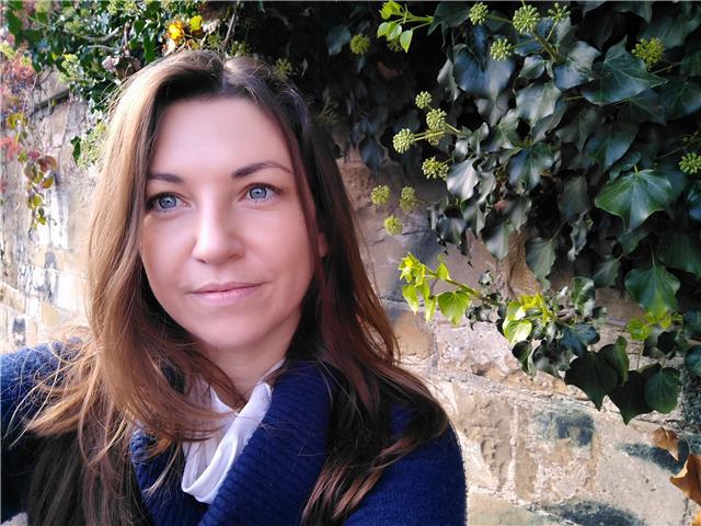Supporto bambini e ragazzi nello studio e nei compiti. Ho esperienza nel sostegno a studenti con DSA