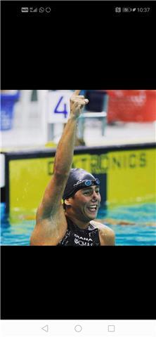 Abogado, deportista de alto rendimiento, asistente técnico de la selección Colombia. Director técnico de natación