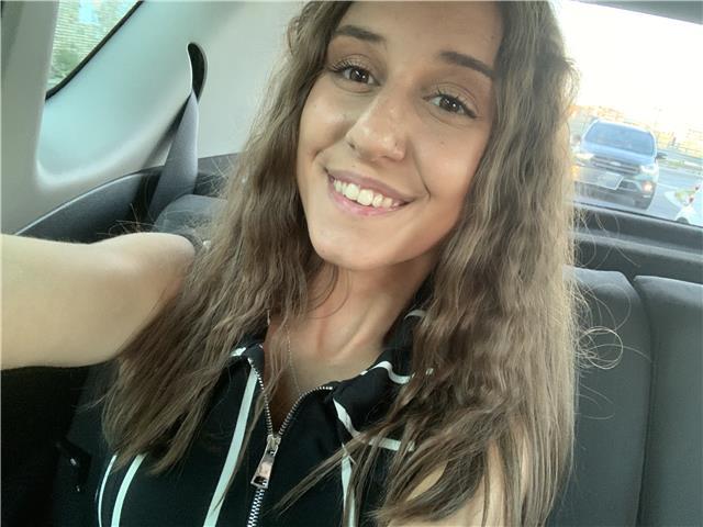 Mi chiamo Carlotta, ho 18 anni, frequento il liceo classico Gaio Valerio Catullo e sono disponibile per ripetizioni di qualsiasi materia otre all’italiano (elementari e medie)