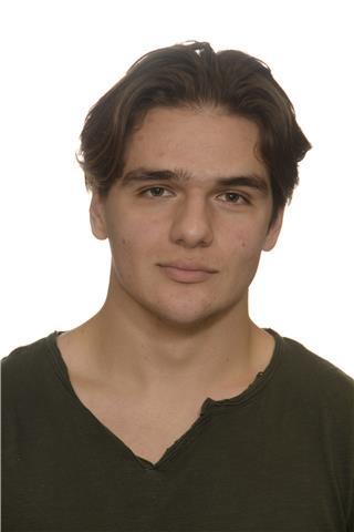 Doy clases de matemáticas, física, química, biología y francés a nivel de primaria y eso