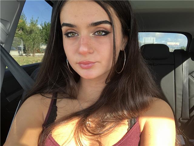 Muy buena estudiante, doy clases a alumnos de hasta 2 de la eso y primaria