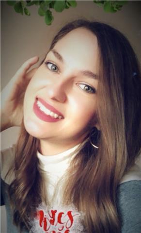 Profesora de inglés, que habla español, ofrece cursos online
