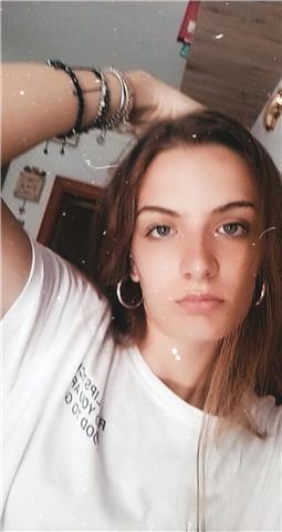 Sono una studentessa di 18 anni. Ho conseguito il livello B1 di inglese e vorrei dare ripetizioni a bambini e ragazzi fino alla terza media