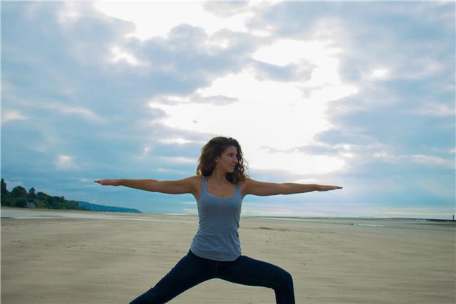 Professeur de yoga diplômée, je souhaite partager avec vous ma passion . NIVEAU DÉBUTANT