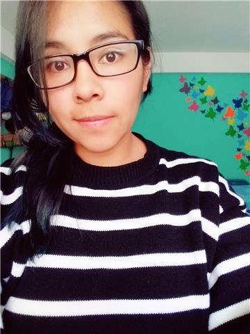 Profesora de biología imparte clases del nivel primario (4to a 6to), secundaria y pre