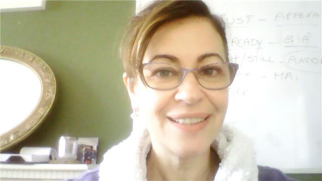Profesora de italiano con larga experiencia en italia y en el reino unido, ofrece clases particulare de conversation y gramatica a estudiantes adultos, incluyendo business y preparación para cisl en jerez de a frontera (online tambien)