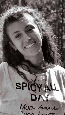 studentessa di ingegneria offre ripetizioni di matematica