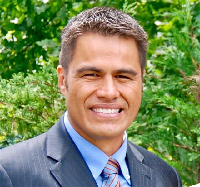 Native english teacher, 18 años de experiencia now online