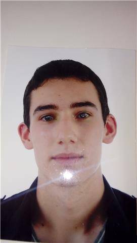 Monitor de futbol se ofrece para dar clase