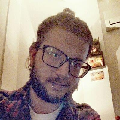 Profesor nativo titulado por international house ofrece clases de español a domicilio