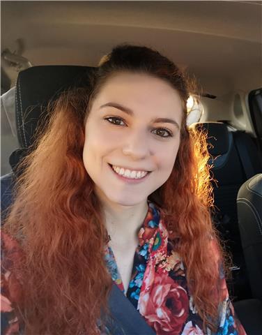 Neolaureata magistrale in scienze chimiche, disponibile per ripetizioni e chiarimenti in merito alla chimica e materie scientifiche