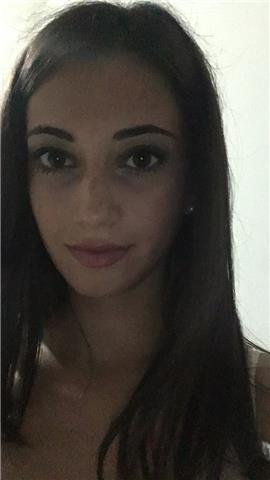 Laureata in scienze linguistiche per le relazioni internazionali