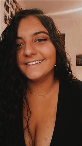 Profesora licenciada en educación primaria, imparto clases en niveles desde educación infantil hasta secundaria